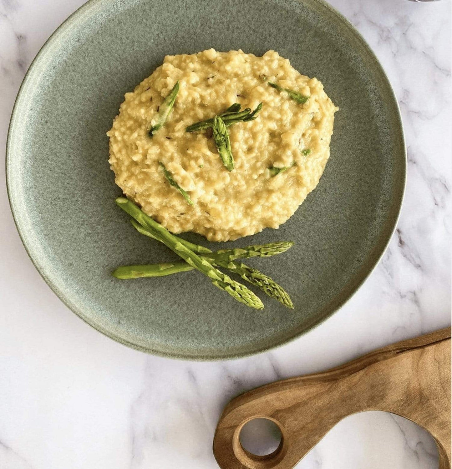 Risotto de espárragos y parmesano (2 porciones) Cayena Cuisine